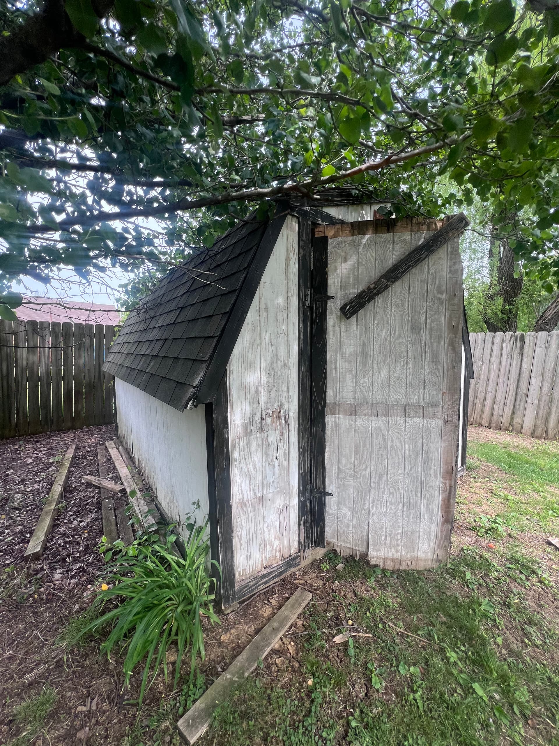 Gallery photos for Shed Demolition and Cleanout in Frankfort: Image #2
